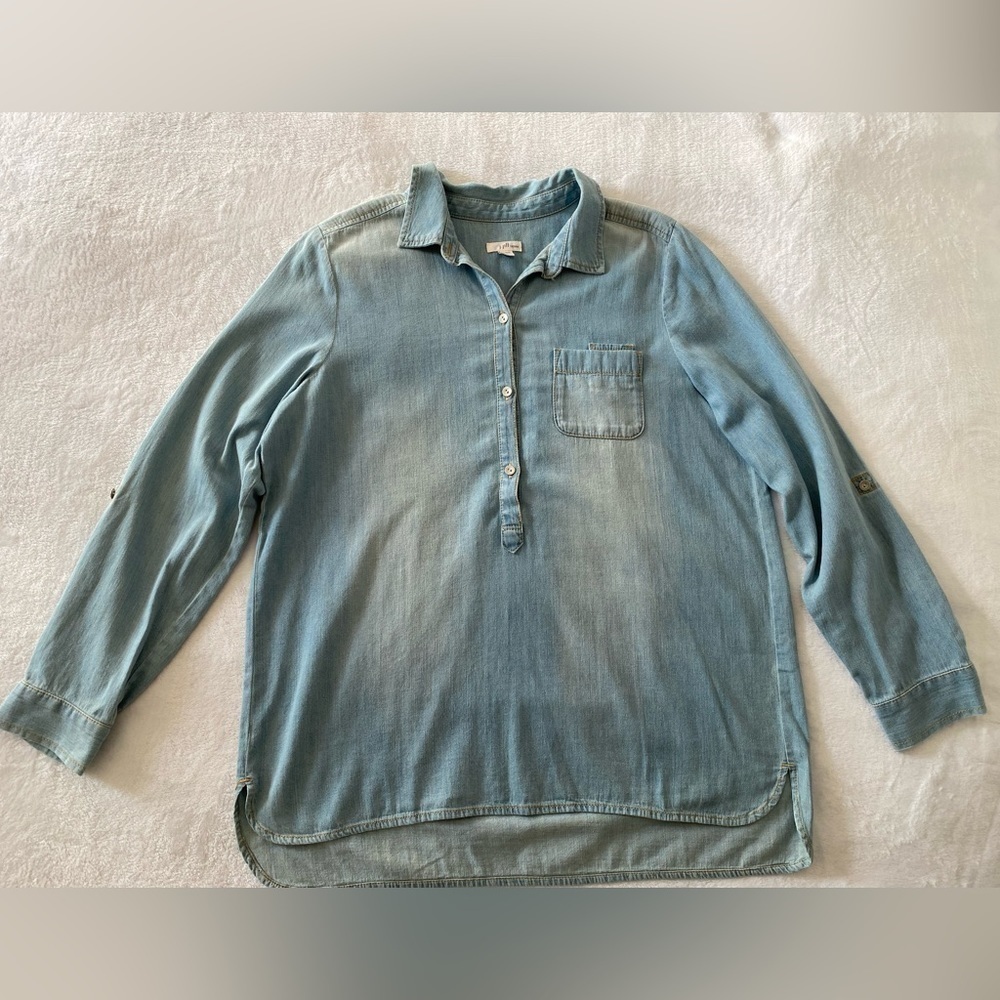 J.JILL Chambray Top‎ Size Medium